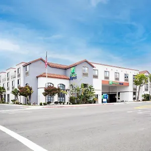 Hotel Express & Suites Hermosa Beach, An Ihg